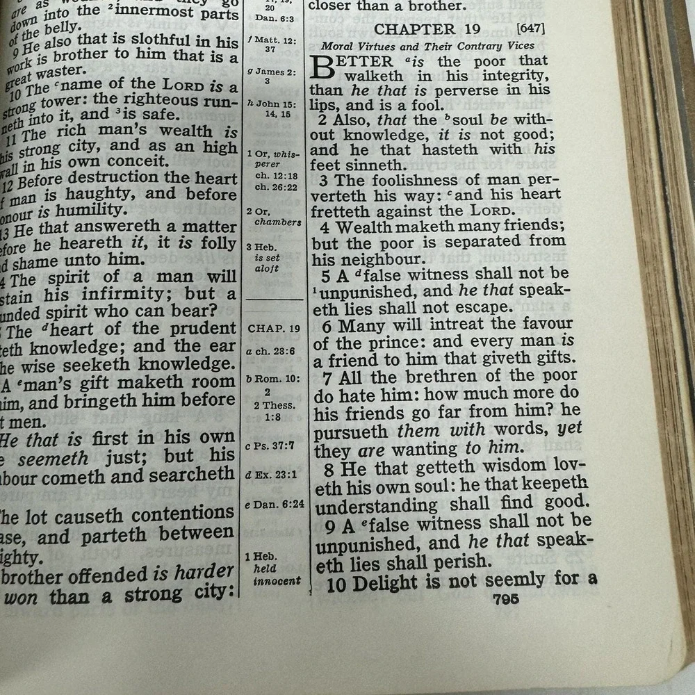 1964‎ Family Bible KJV Michelangelo Illustrations Vincent Price Sears